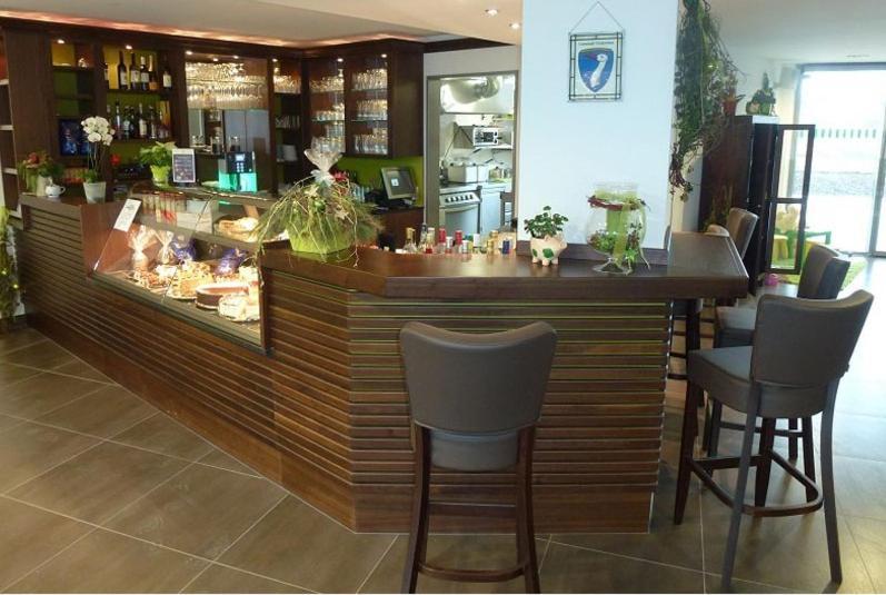Hotel Und Cafe Paso Vierkirchen Kültér fotó