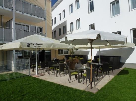Hotel Und Cafe Paso Vierkirchen Kültér fotó
